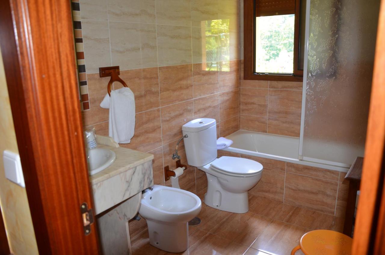 Hotel Arenas De Cabrales- Apartamentos Екстер'єр фото