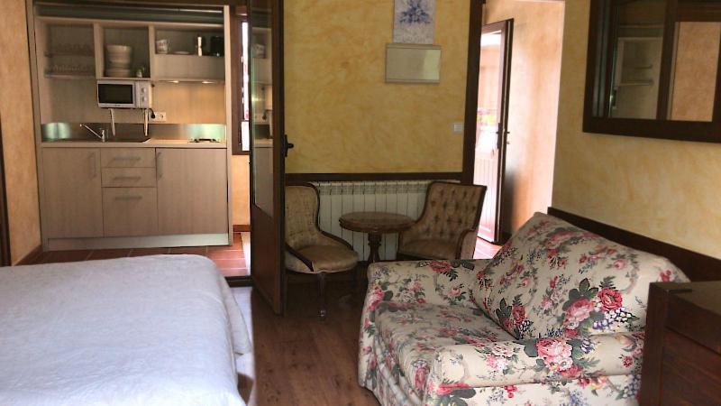 Hotel Arenas De Cabrales- Apartamentos Екстер'єр фото