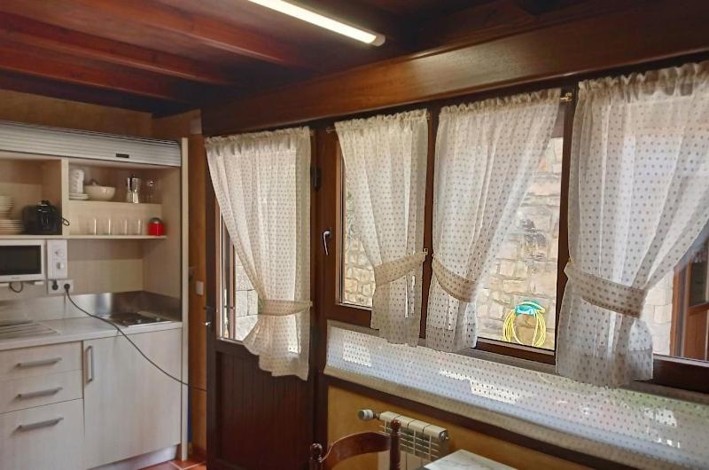 Hotel Arenas De Cabrales- Apartamentos Екстер'єр фото