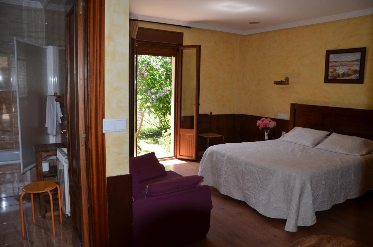 Hotel Arenas De Cabrales- Apartamentos Екстер'єр фото